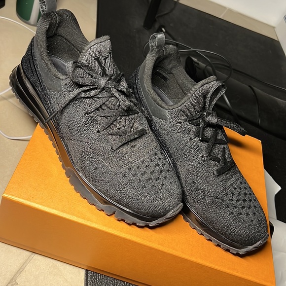 Louis Vuitton Beverly Hills men’s sneaker 1A89S6 noir size 8 normal width - Picture 13 of 13